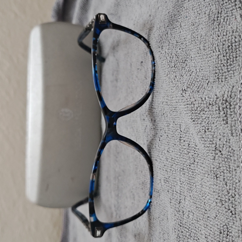 Jessica McClintock glasses Blue tortoise shell with bling comes with glass case